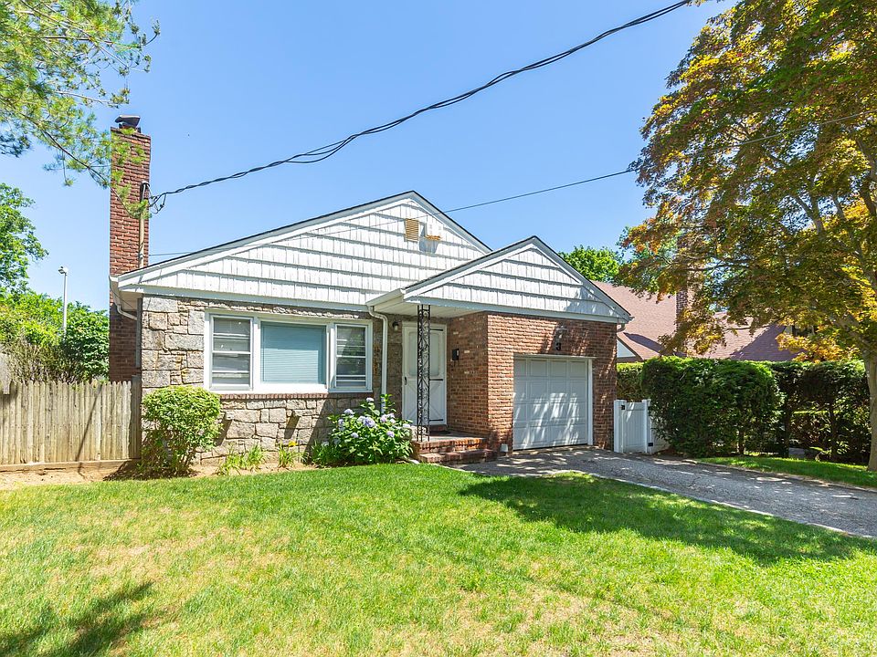 1st image of 3 Margot Pl
