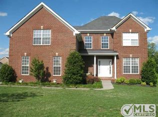 138 Camp Creek Cir, Hendersonville, TN 37075