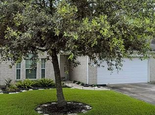 704 Rachel St, Alvin, TX 77511
