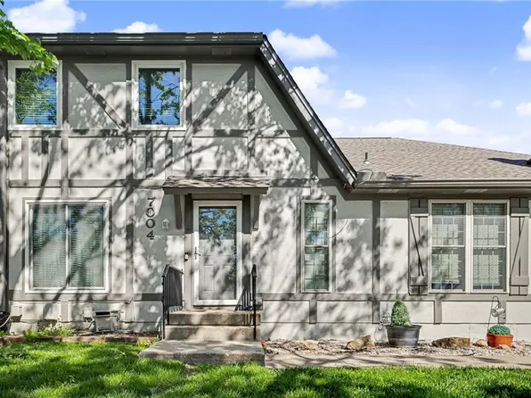 7004 N Fisk Ct, Kansas City, MO 64151