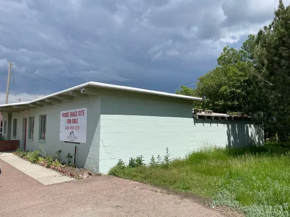 803 3rd St NW, Great Falls, MT 59404
