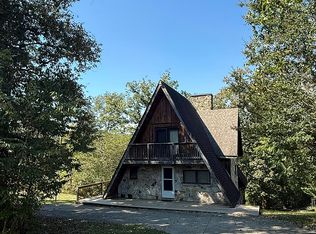 992 Stonegate Dr, Burnside, KY 42519