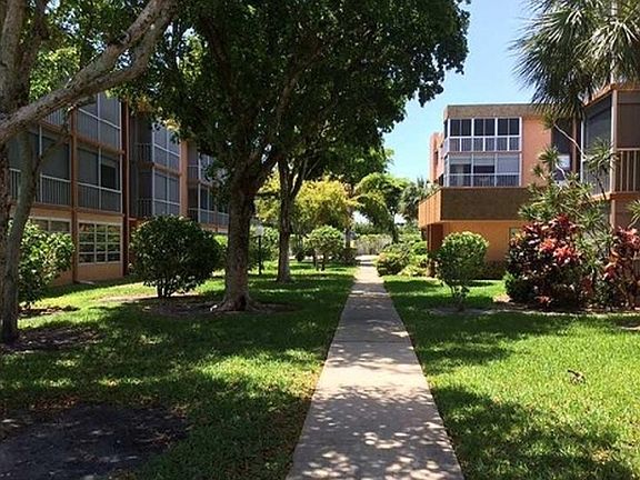 3rd image of 367 S Federal Hwy APT A308