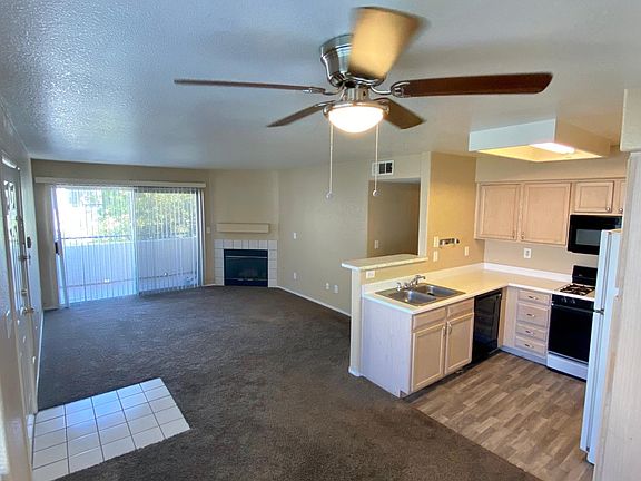 4th image of 3144 Tarpon Dr Unit 201