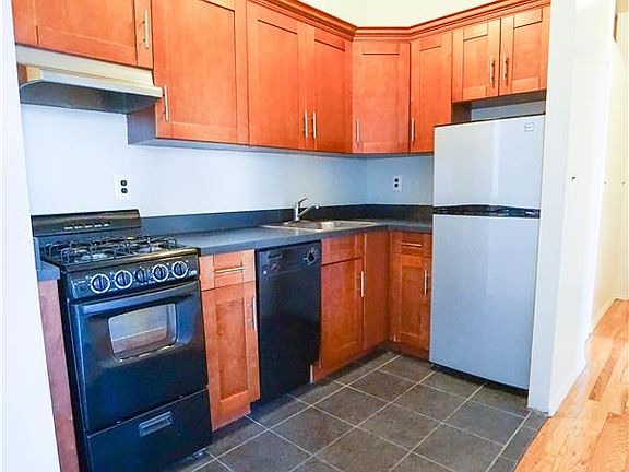5th image of 29 Avenue B APT 6E