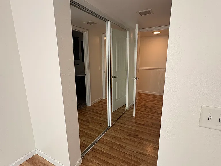 master closet/entry