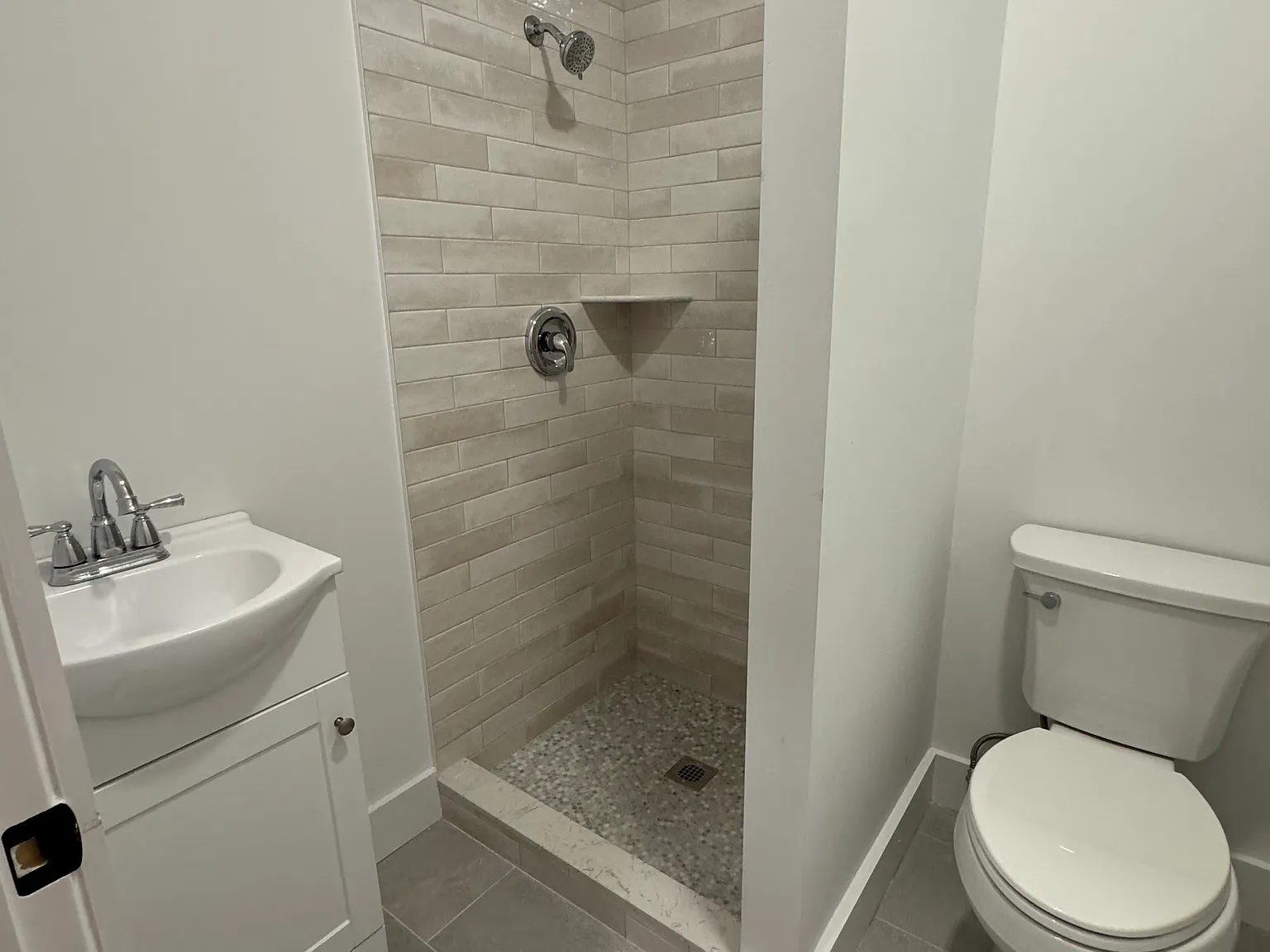 1 bed, 523 sqft, $2,850 — Photo 4