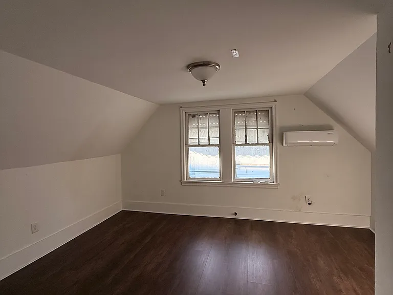 428 N Hanover St — Photo 7