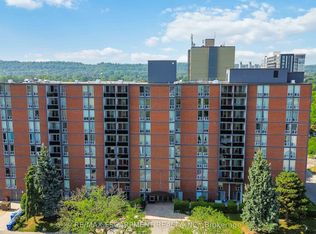 75 Glenburn Ct #1004, Hamilton, ON L8E 1C7