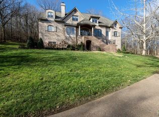 37 Castlewood Ct, Nashville, TN 37215