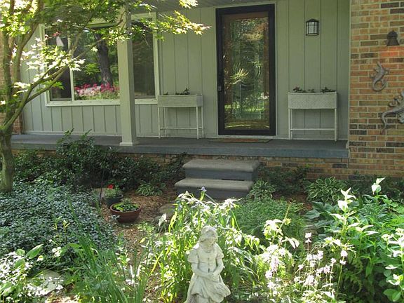 4th image of 3758 Greenook Blvd