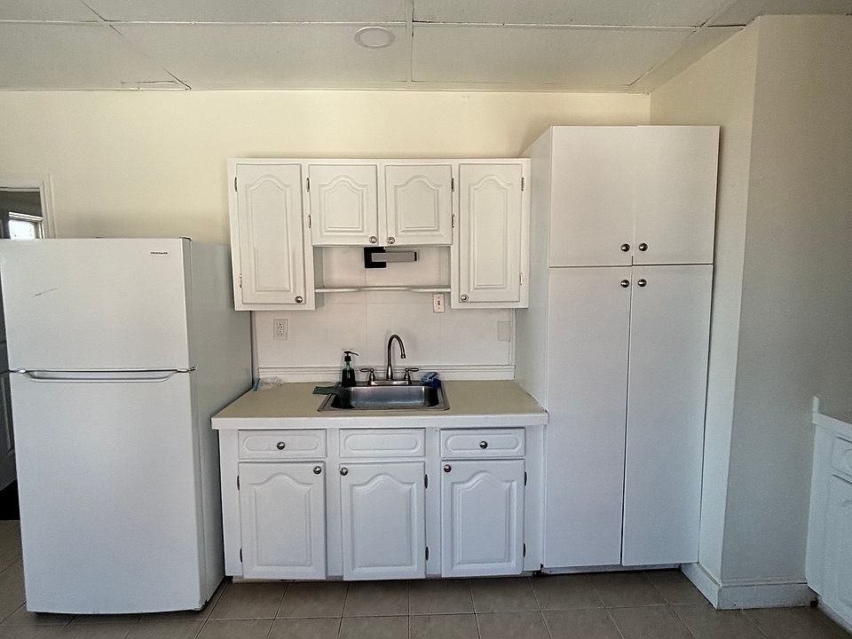 1st image of 2472 Main St Floor 3