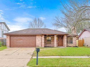 9523 Misty Vale Ln, Houston, TX 77075