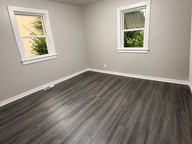 206 S Lake St — Photo 5