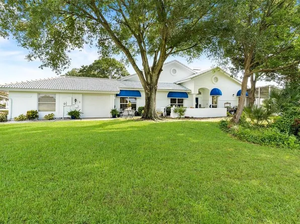 6020 Topsail Rd, Lady Lake, FL 32159