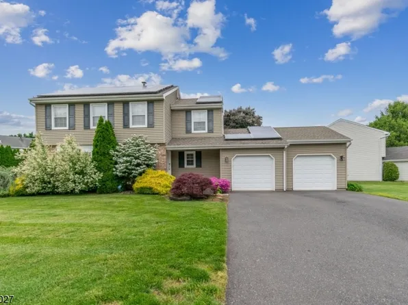 30 Joni Ave, Hamilton Twp., NJ 08690