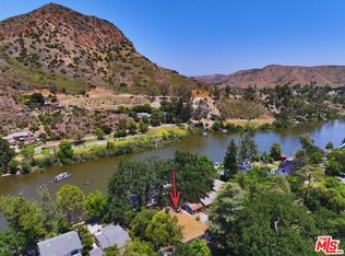29255 S Lakeshore Dr, Agoura Hills, CA 91301