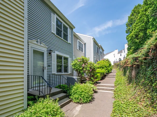 55 Mill Plain Road #6-3, Danbury, CT 06811