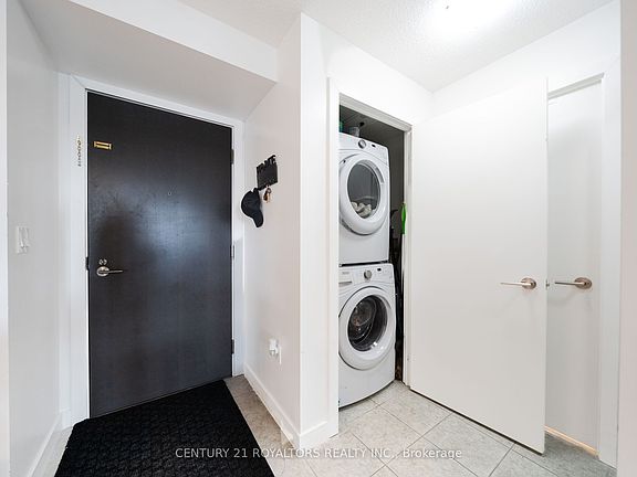 5th image of 1346 Danforth Rd #811