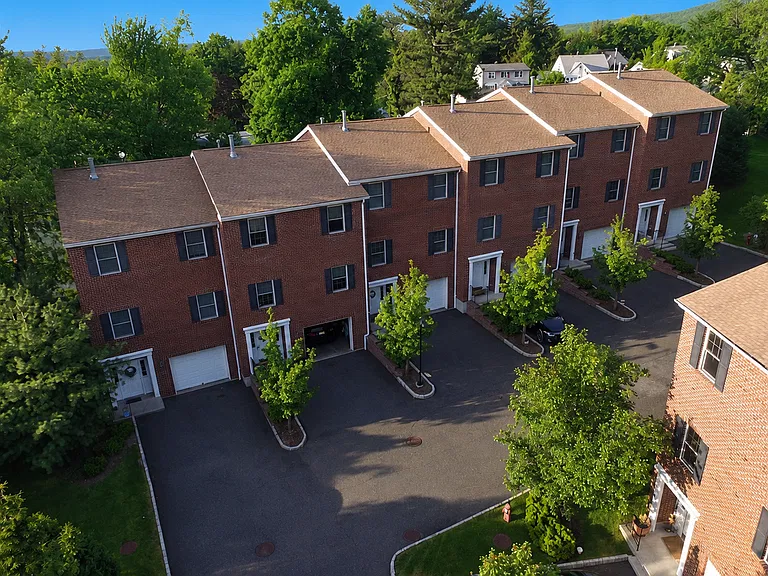 Aerial View Unit is 2nd from the left