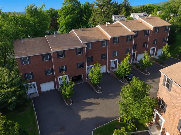 287 Pompton Ave, Cedar Grove, NJ 07009