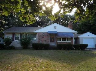56 E Allen Ridge Rd, Springfield, MA 01118