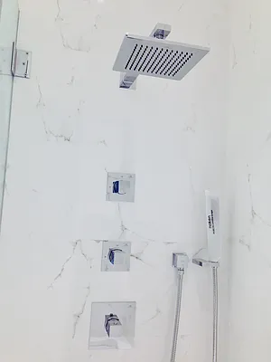 Rented by Mann Maurice A | media 30