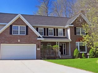 9356 Sea Parrot Cir, Anchorage, AK 99515