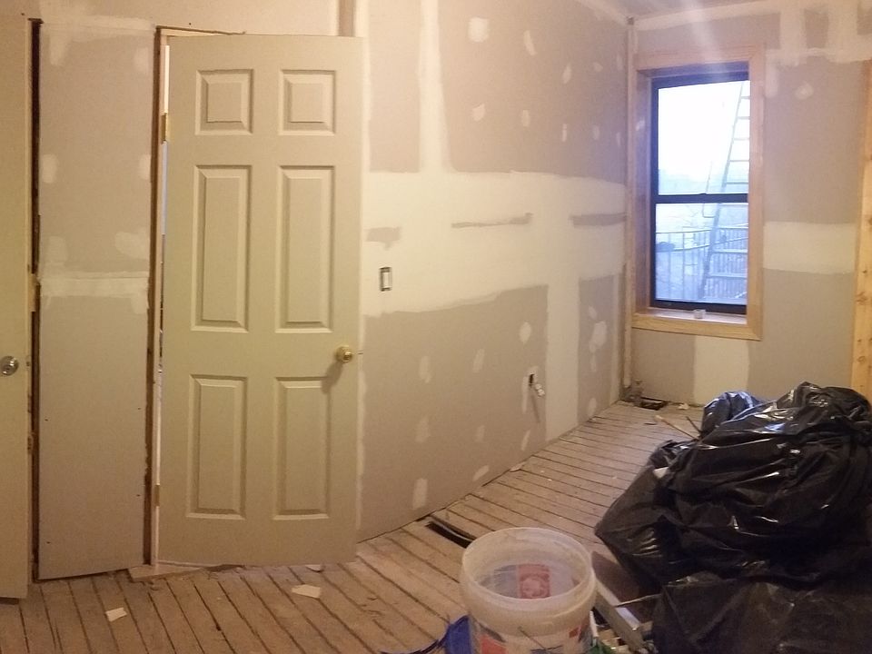 2nd image of 1010 Ocean Ave