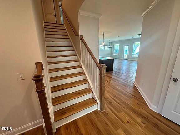 4th image of 617 Serenity Walk Pkwy