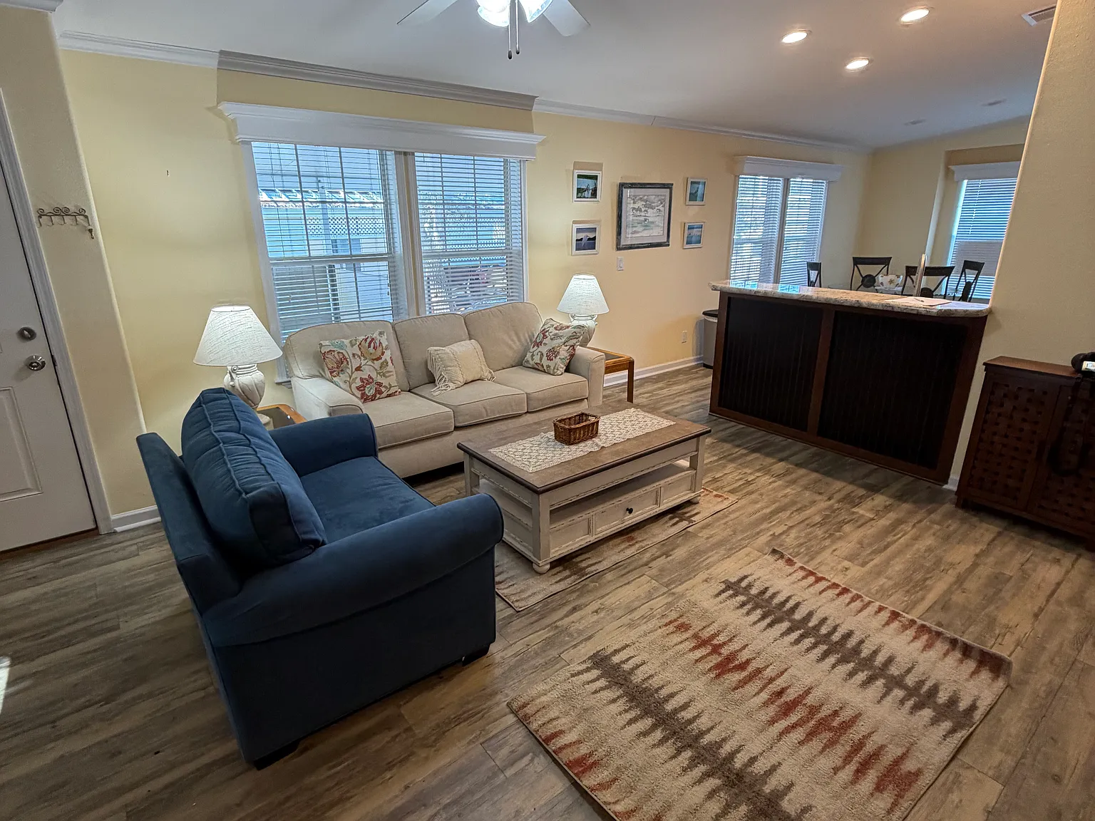 2 bed, 1250 sqft, $2,000 — Photo 4