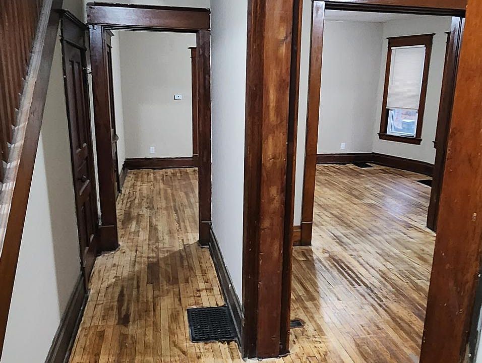 1st image of 1417 N C St #1