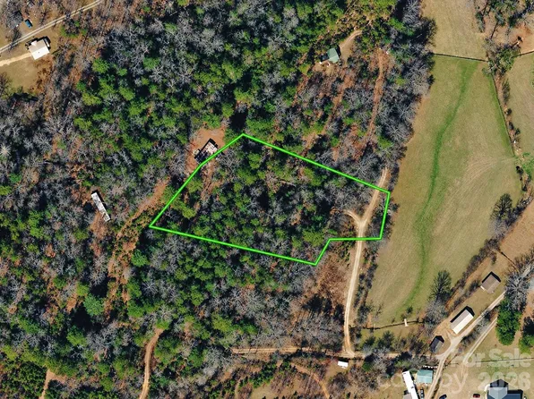 475 Old Little Mountain Rd, Pisgah Forest, NC 28768