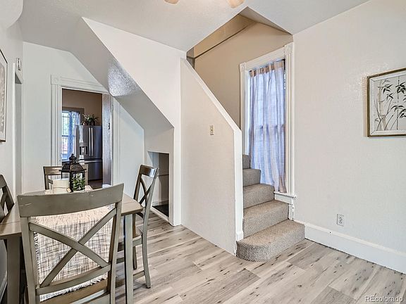 4th image of 922 Mariposa Street