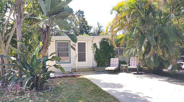 1st image of 3164 Van Buren Ave