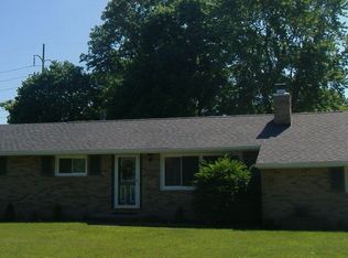 1840 Wexford Cir NW, Canton, OH 44708