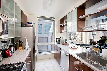 Rented by (Legacy) Elegran