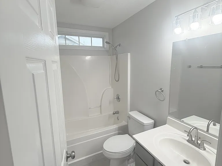 6005 Palisade Ct — Photo 16