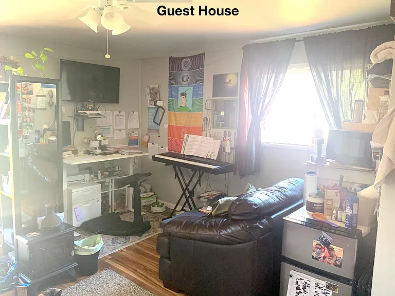 2308 Knight Way — Photo 28
