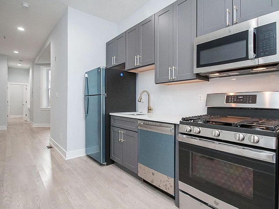 1st image of 2808 W Oxford St Unit 1