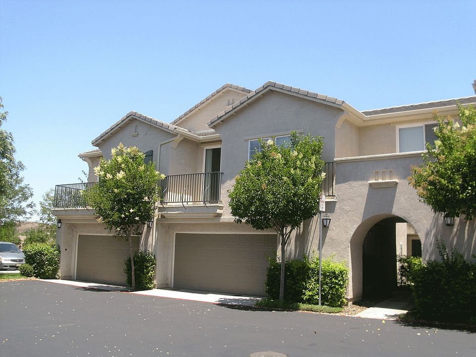 1st image of 36342 Cinzia Ln