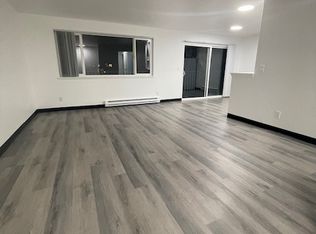 15250 10th Ave SW APT 11, Burien, WA 98166