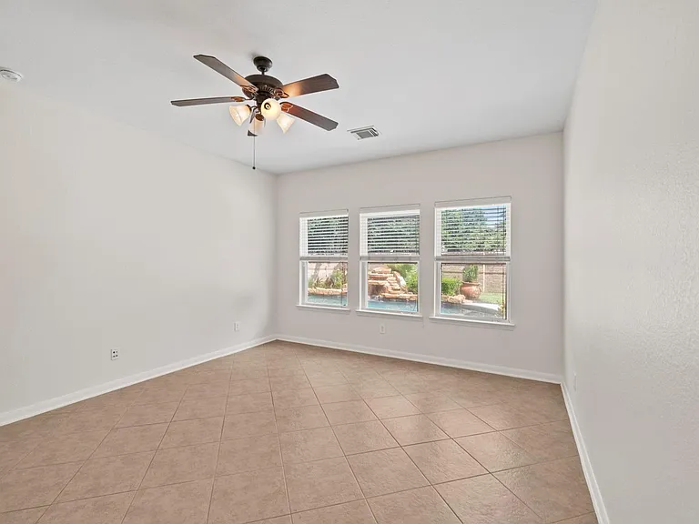 25210 Doves Gate Ct — Photo 21