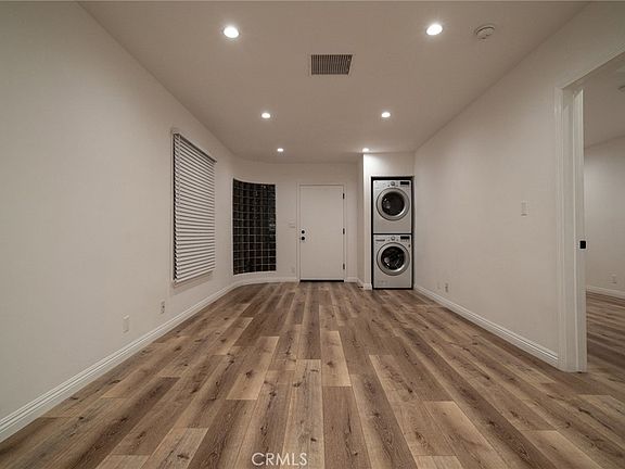 5th image of 4270 Elenda St