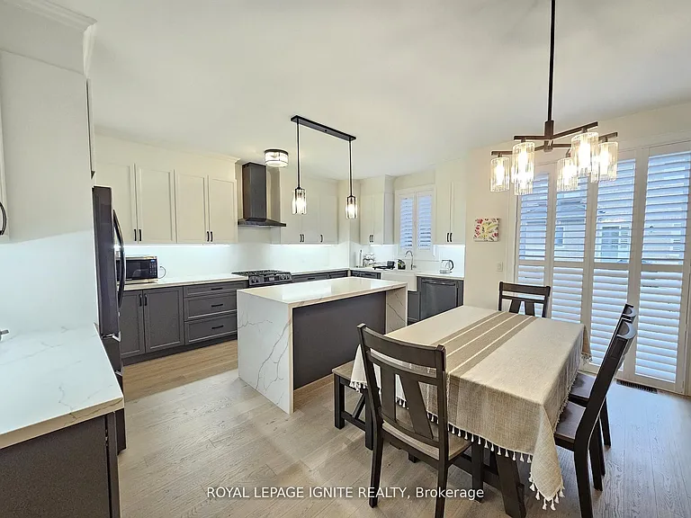 48 Duxbury Rd — Photo 10