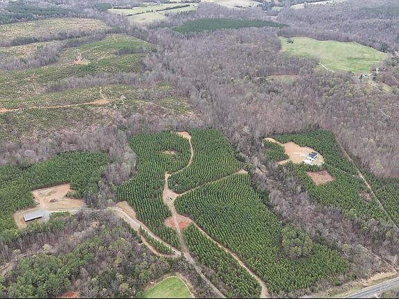 2nd image of 2 Old Courthouse Rd