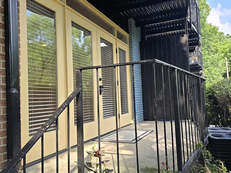 120 Alden Ave NW #F2 — Photo 19