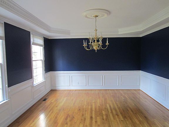 4th image of 9107 Stephens Manor Dr