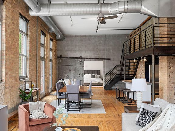 2nd image of 801 Washington Ave N APT 203