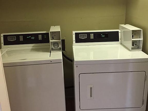 2nd image of 2105 Park Ave APT A
